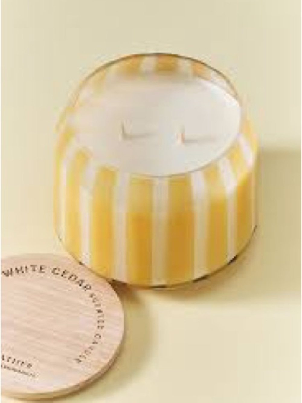 Anthropologie The Gather Candle Medium – Gourmand Vanilla & White Cedar – NWT